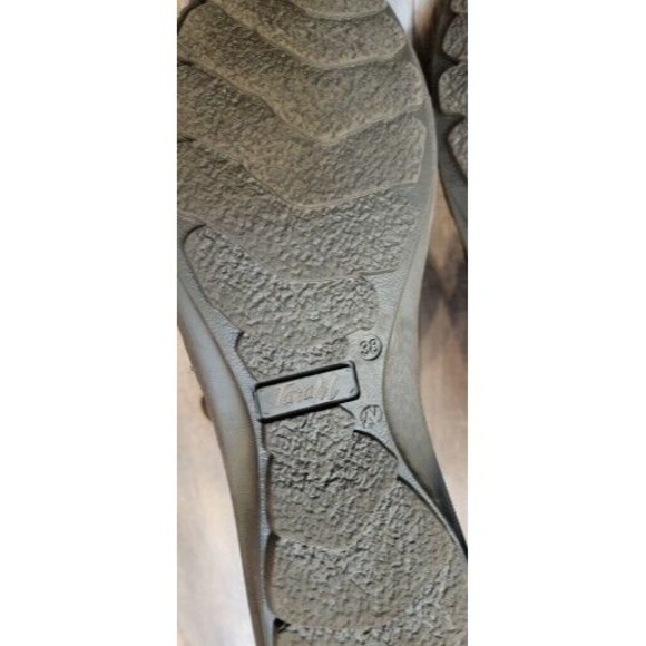 Tara M Quiana Brown Leather Ankle Boots Size 38 (8) Zipper - Picture 11 of 11